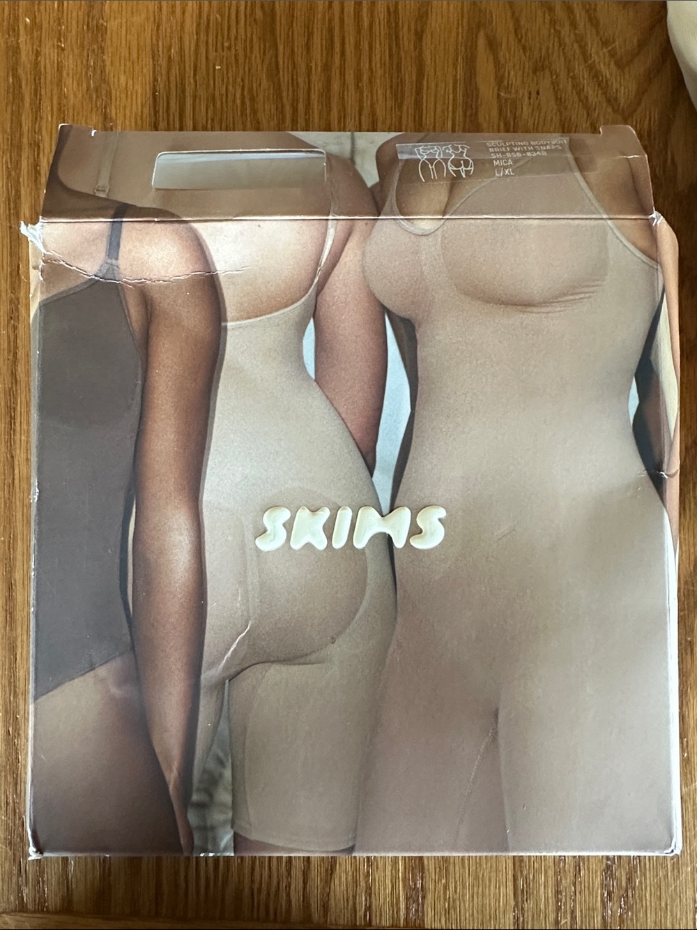 SKIMS Bodysuit Brief with snaps MICA